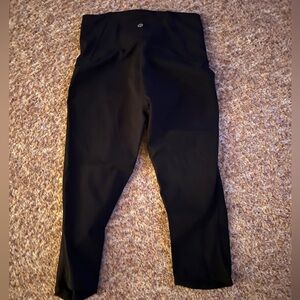 Lululemon Womens Size 6 Black Train Times Crop 17'' Tight Leggings Mesh Accents